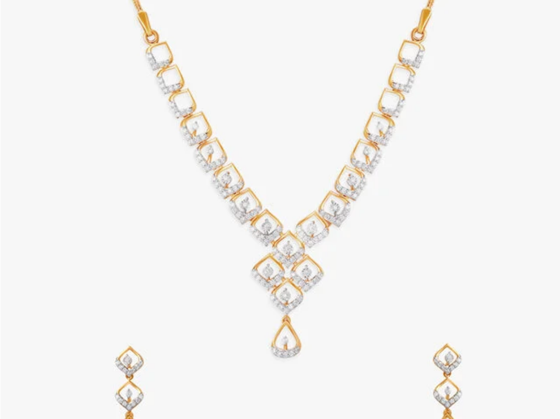 18K Gold Chain Necklace