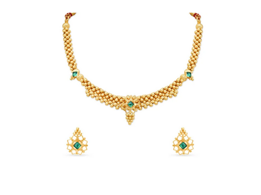 Graceful Gold Marathi Thushi Necklace Set