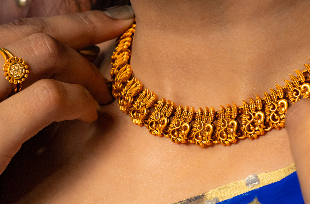 Necklace for Women 22k (Traditional)